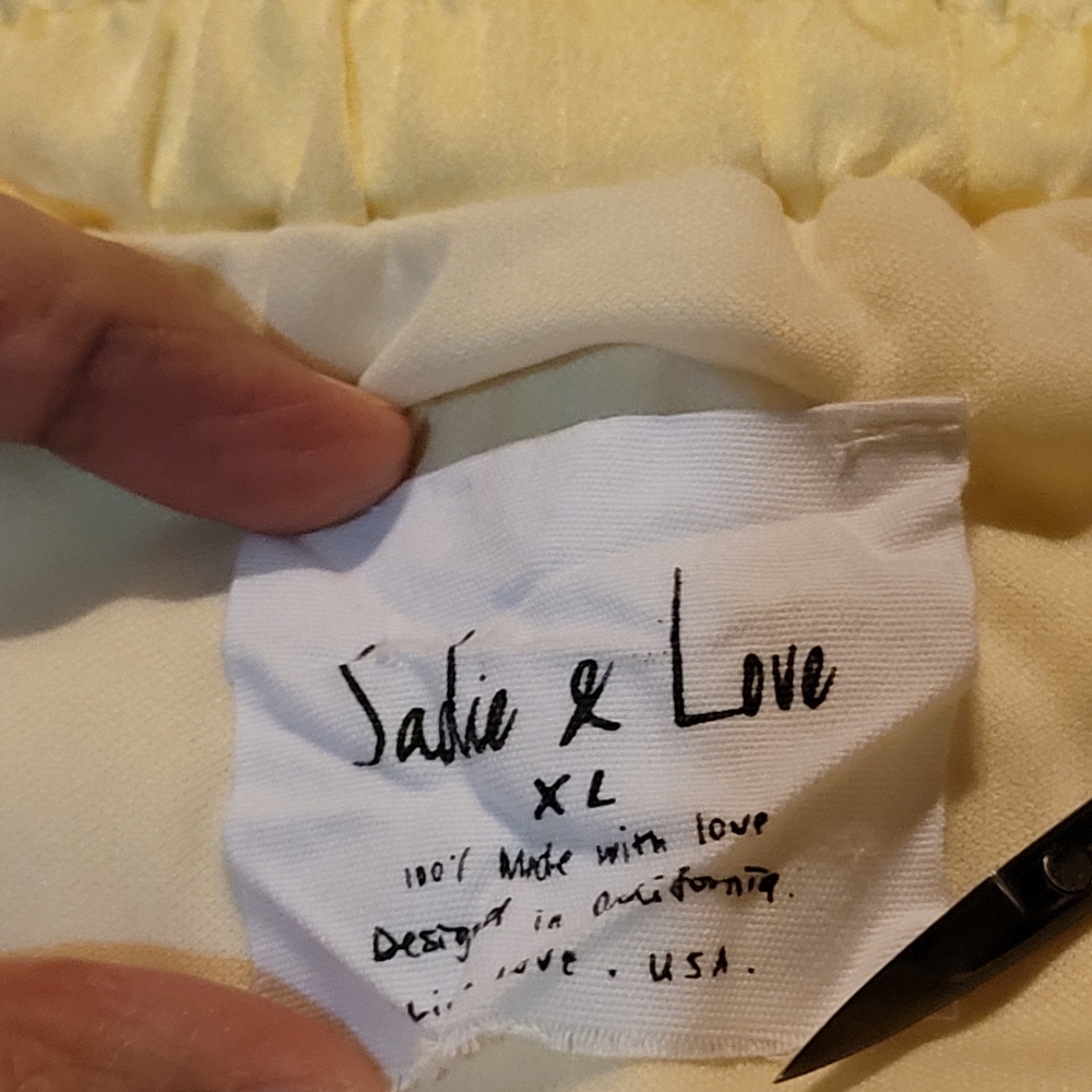 Sadie & Love Butter Yellow Pleated Midi Skirt Size XL Elastic Waist Chiffon - Picture 5 of 6